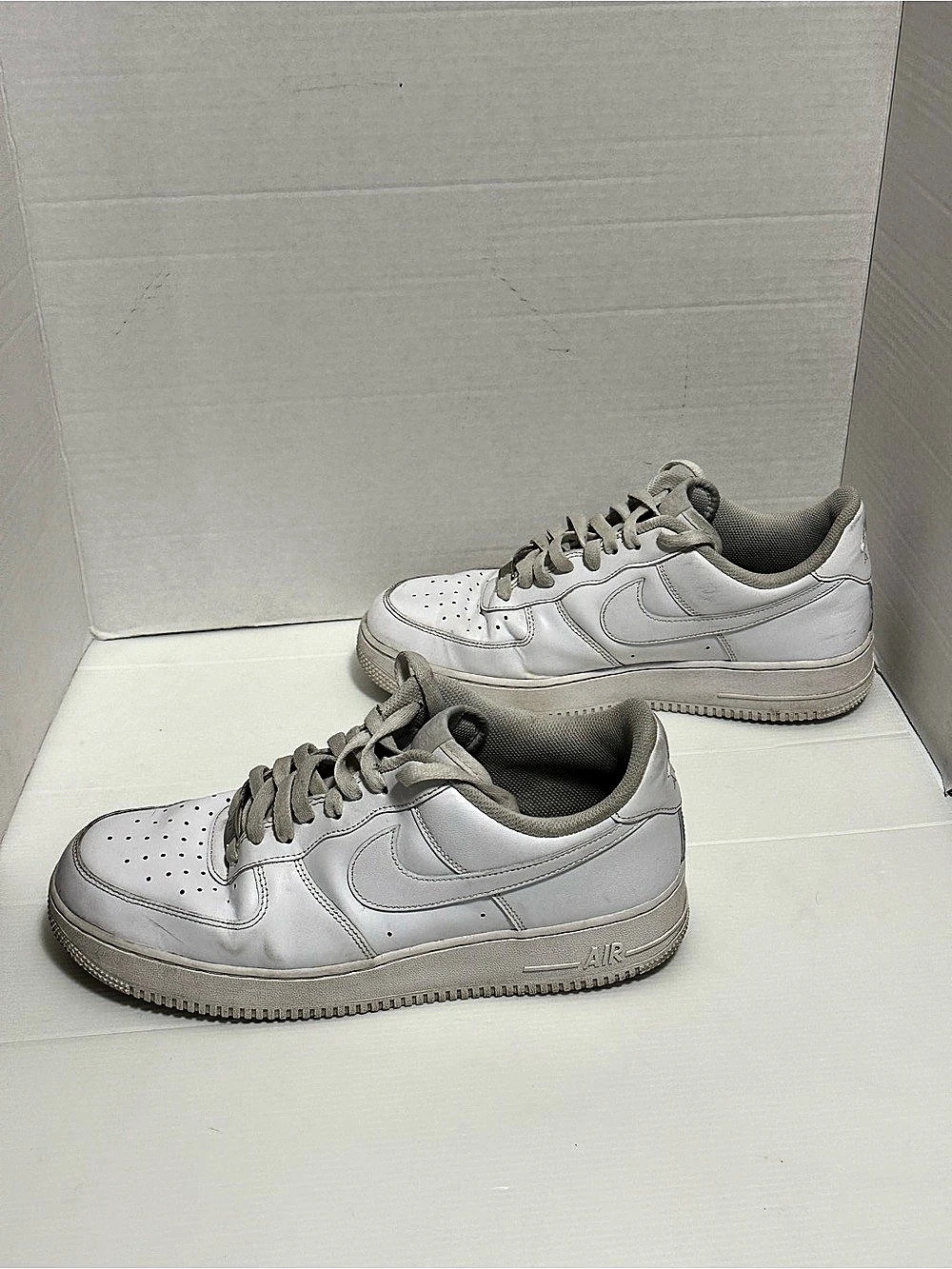 Nike Air Force 1 '07 Low Triple White Sneakers White US 11